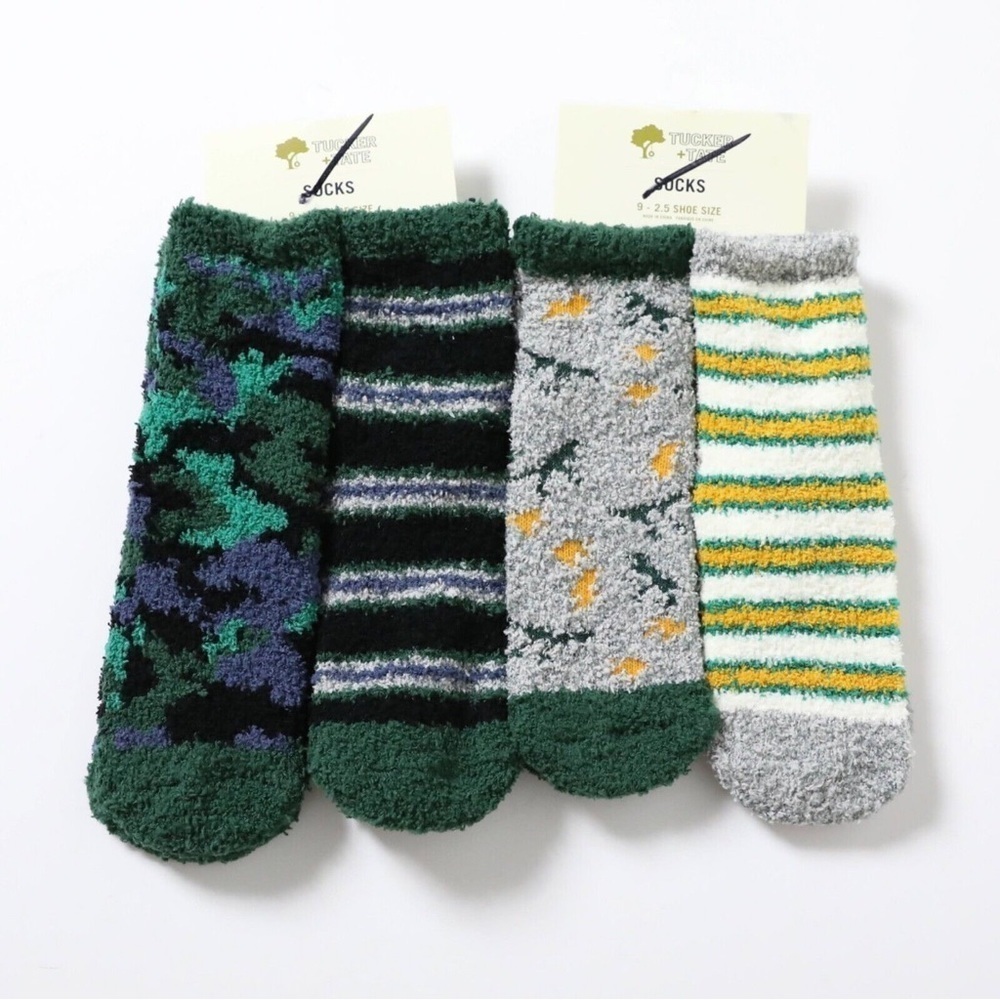 New Tucker + Tate 2 sets 4 pairs of kids socks Camo Dino packs 9-2.5 non-slip